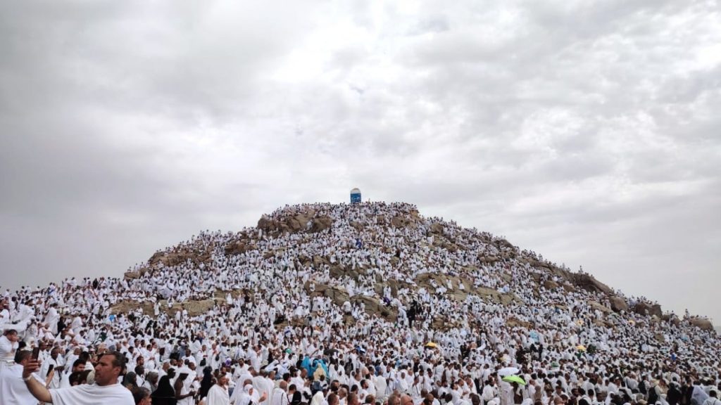 sejarah jabal rahmah di padang arafah